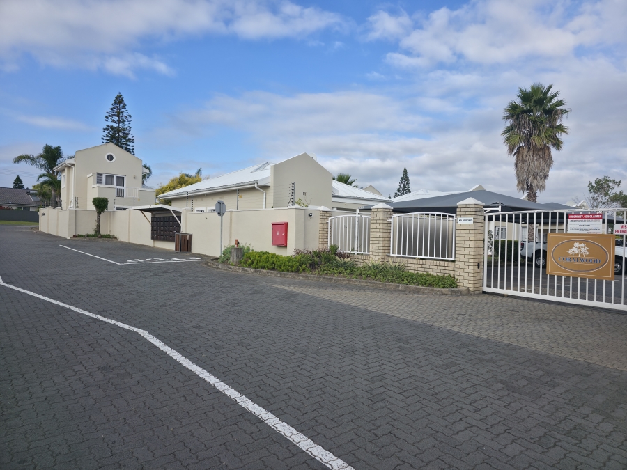 1 Bedroom Property for Sale in Beacon Bay North Eastern Cape